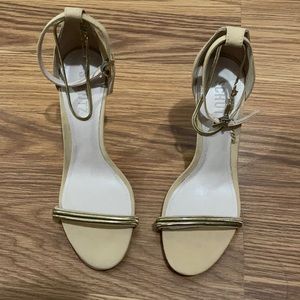 Schutz heeled sandals NWOT